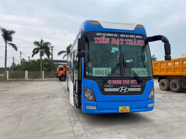 Xe Tiến Đạt Thành